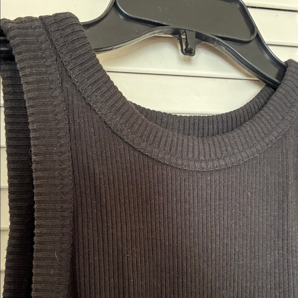 Old Navy Black Ribbed Maternity Maxi Dress (M) - Picture 6 of 6